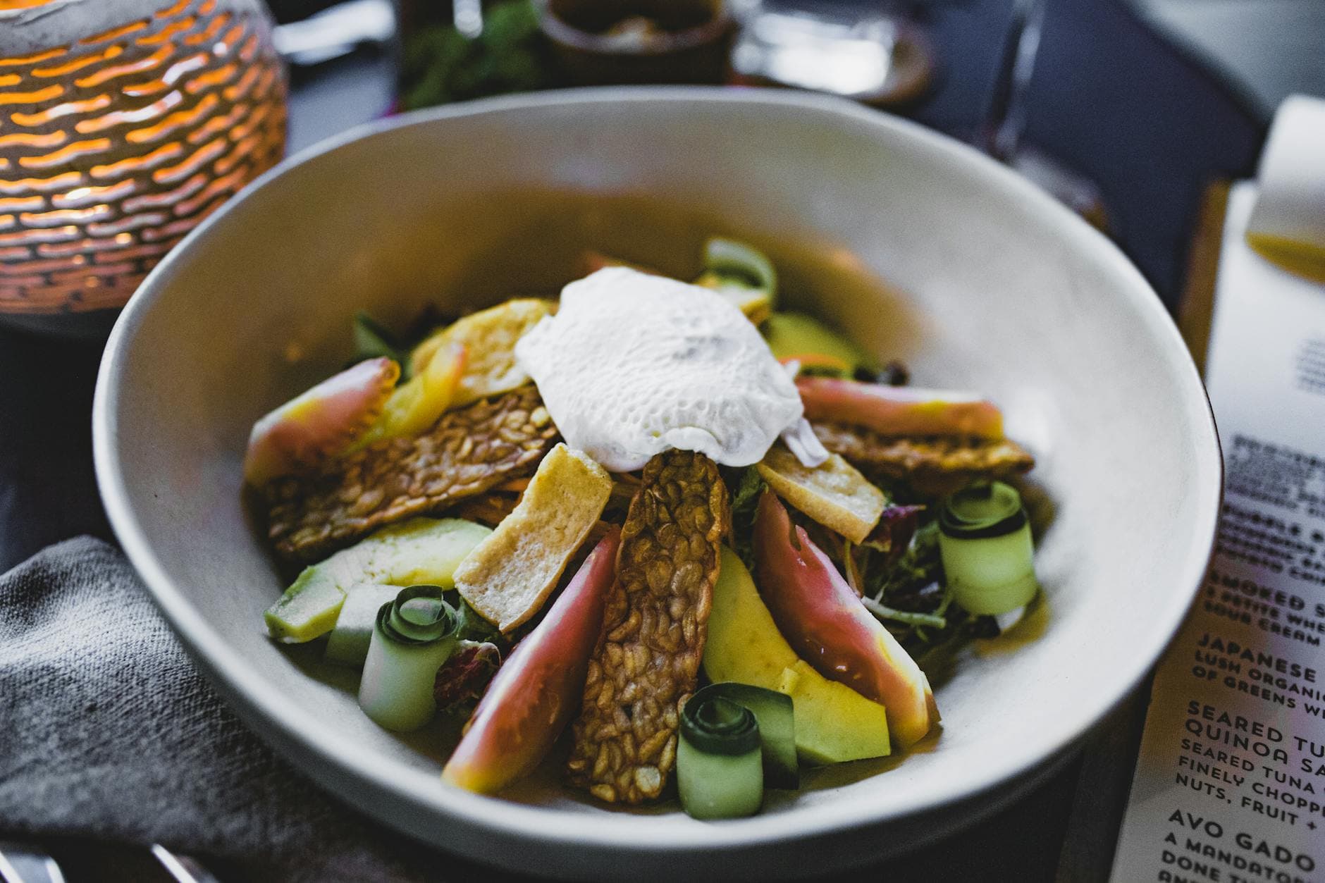 Navigating Restaurant Menus While Staying on Track