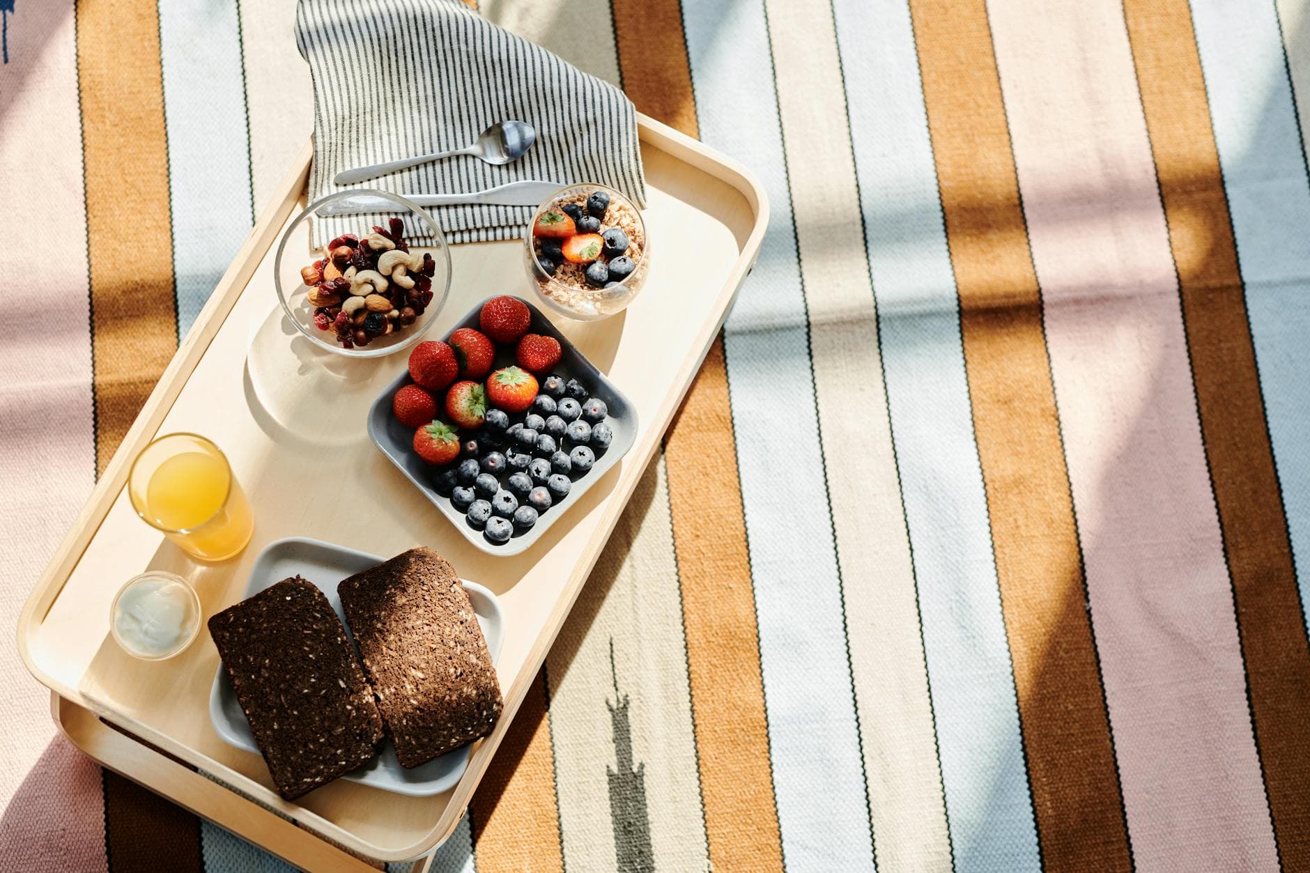 Fiber Intake for Digestive Health: Guide & Targets