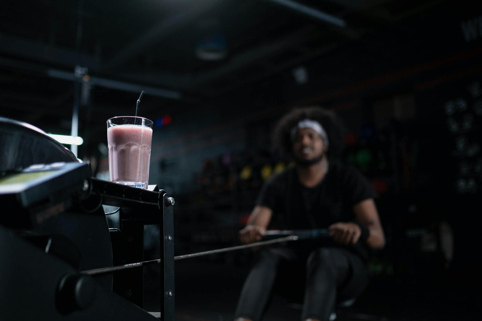 Complete Guide to Nutrient Timing Around Cardio 2025